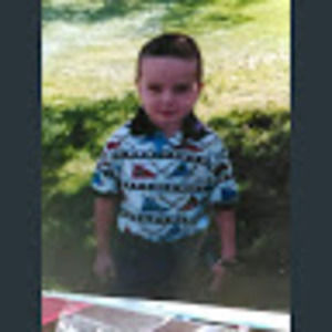 Meet your Posher, Dustin